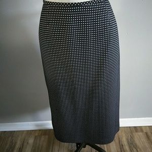 STUDIO SKIRT